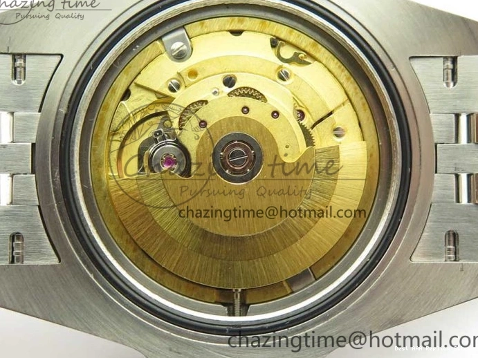 Best AAA Replica Sites GMT-Master Bezel Ceramic Black BPF Bracelet on Green Jubilee 126710 3347 SS Dial A II UrbanChic Black BLRO SS 1225